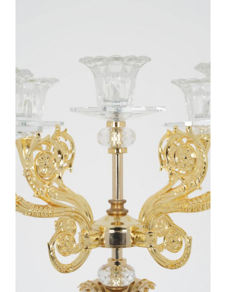 dettaglio candelabro da tavolo in porcellana capodimonte e paralume plissettato