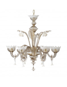 Lampadario in vetro di murano mocha mousse colore pantone 2025, classico veneziano